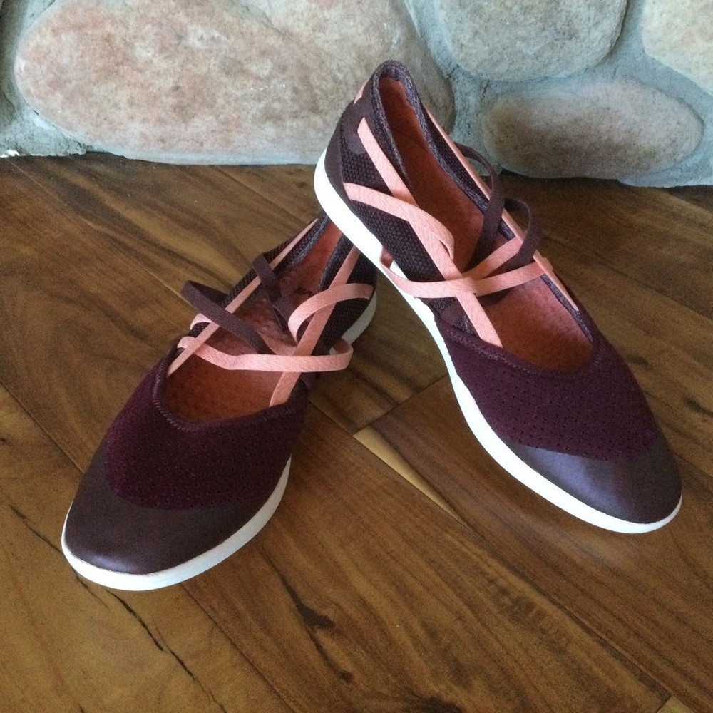 ✔️Teva Hydro Life Slip-on Strappy Shoes Size 9